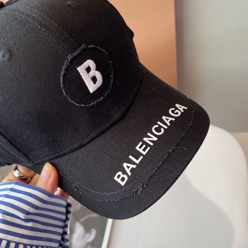 BALENCIAGA